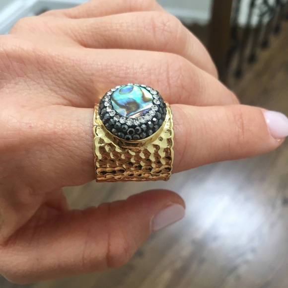 Beautiful fashion ring - Picture 4 of 8